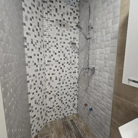 Konak 1 Apartment